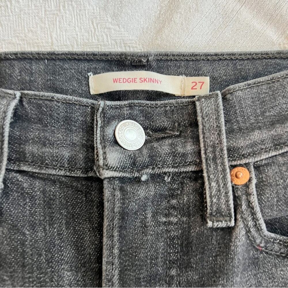 Levi's Wedgie Raw Hem Skinny Jeans Charcoal/Faded Black Size 27 - Picture 11 of 16